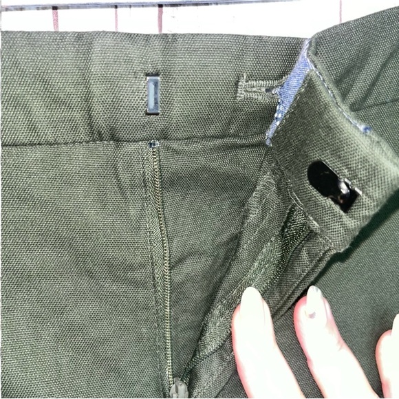 NWT Banana Republic Dark Green Latch Button 5” Inseam Shorts - Picture 4 of 6